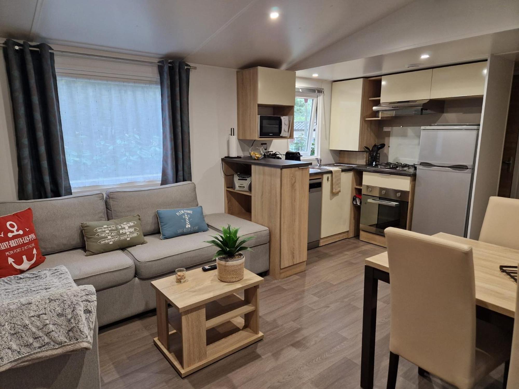 Mobil Home Tout Confort 3 Chambres Camping Les Pierres Couchees Saint-Brévin-les-Pins Dış mekan fotoğraf