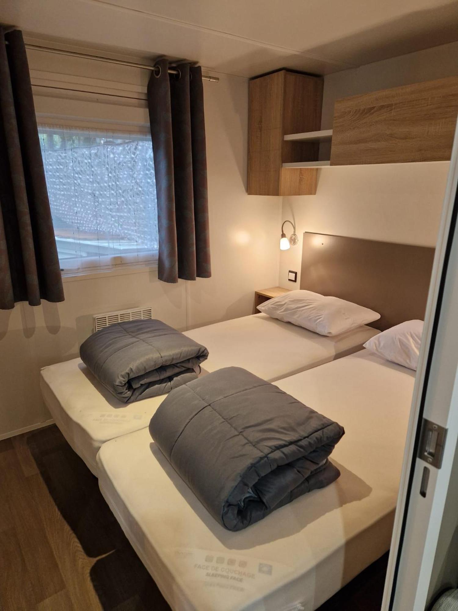 Mobil Home Tout Confort 3 Chambres Camping Les Pierres Couchees Saint-Brévin-les-Pins Dış mekan fotoğraf